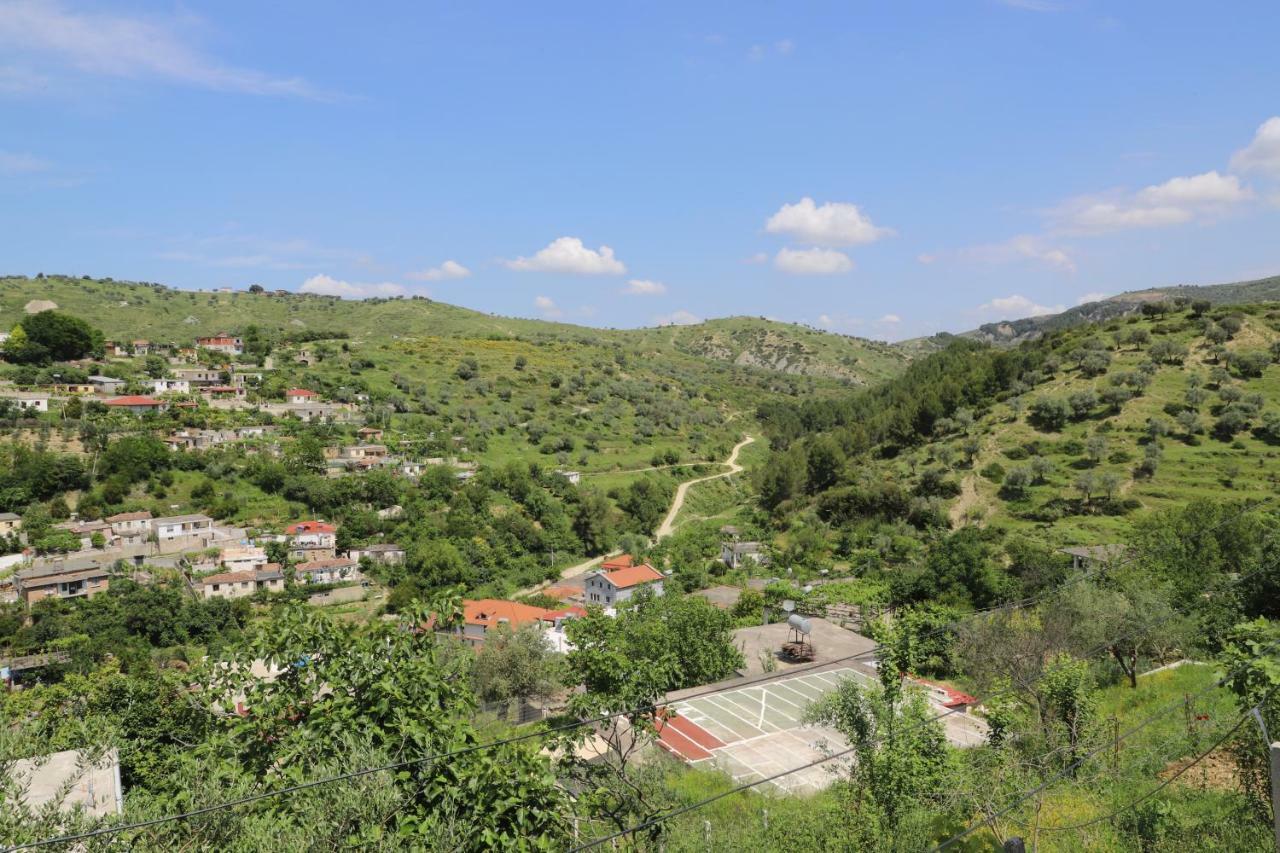 Guest House Pashollari Berat Exterior photo